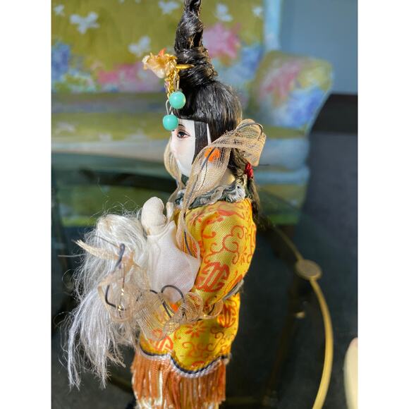 Vintage Silk Japanese Geisha Figurine Kimono Doll - Picture 8 of 15